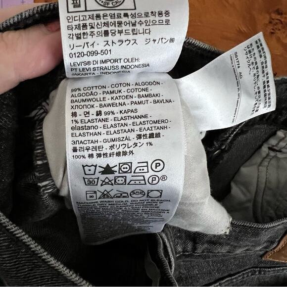 Levi's Wedgie Icon High Rise Jeans in Better Weathered Grey Wash - Picture 6 of 9